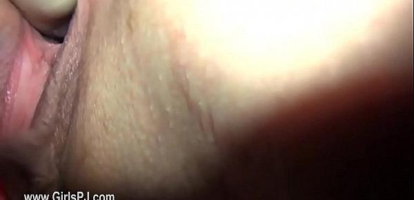  Ultra sexy pussy vibrating on the glass